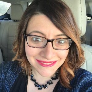 Meet your Posher, Christine